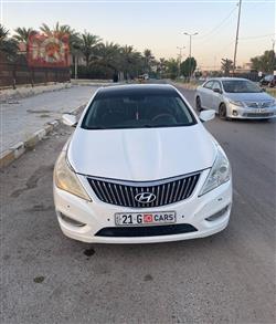 هيونداي أزيرا